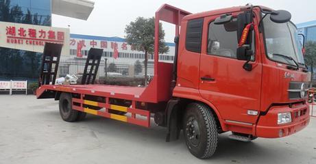 湖北隨州程力專用汽車 工程機(jī)械平板車銷售旺季來臨，把握優(yōu)惠時(shí)機(jī)